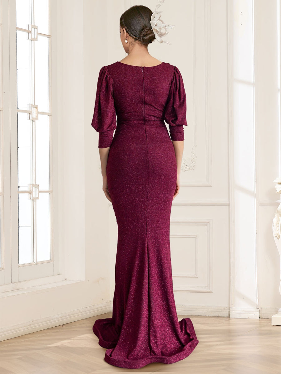 Trompeten-/Meerjungfrauen-Kleid mit V-Ausschnitt, 3/4-Ärmeln, Rüschen und Schlitz an der Seite