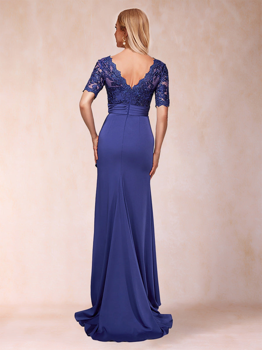 Etui-/Säulen-Kleid mit V-Ausschnitt, kurzen Ärmeln und Applikationen und Rüschen für die Brautmutter