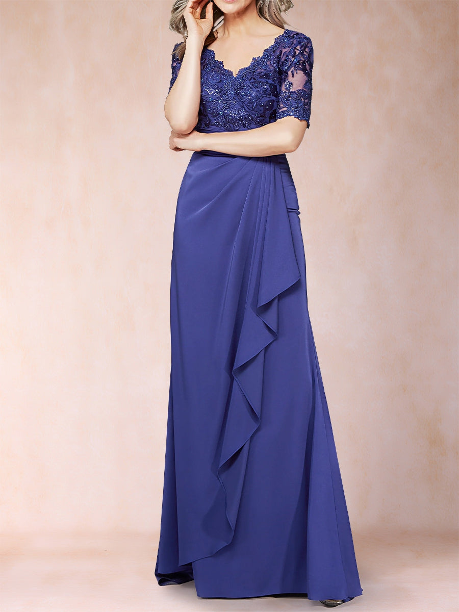 Etui-/Säulen-Kleid mit V-Ausschnitt, kurzen Ärmeln und Applikationen und Rüschen für die Brautmutter