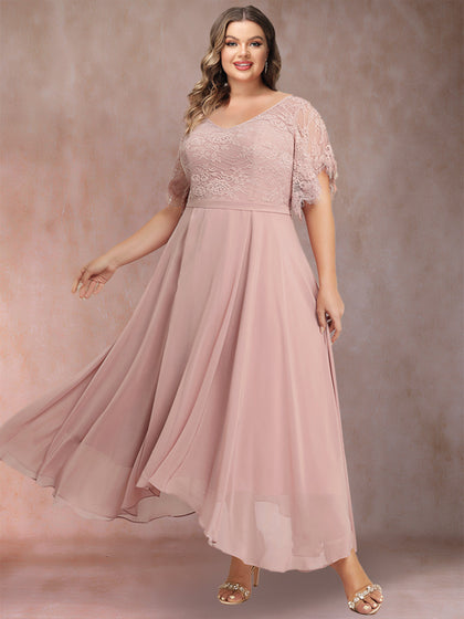 A-Linie/Princess-Linie V-Ausschnitt Kurze Ärmel Große Größen Kleider für die Brautmutter mit Applikationen