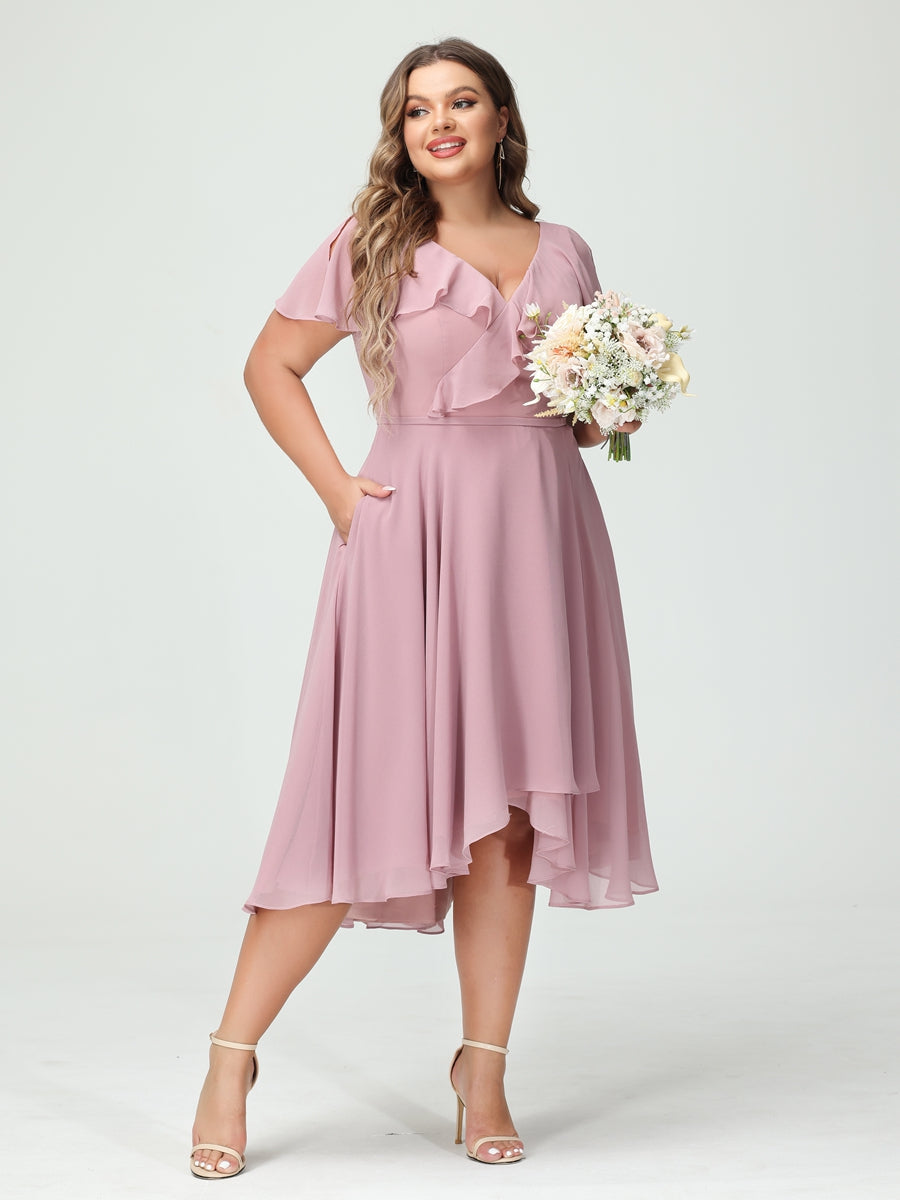 A-Linie/Prinzessin V-Ausschnitt Kurze Ärmel Chiffon Rüschen Hoch-Tief Übergröße Brautjungfernkleider mit Taschen