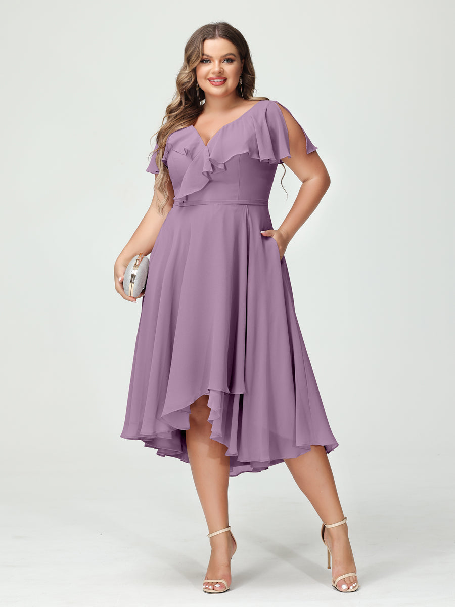 A-Linie/Prinzessin V-Ausschnitt Kurze Ärmel Chiffon Rüschen Hoch-Tief Übergröße Brautjungfernkleider mit Taschen