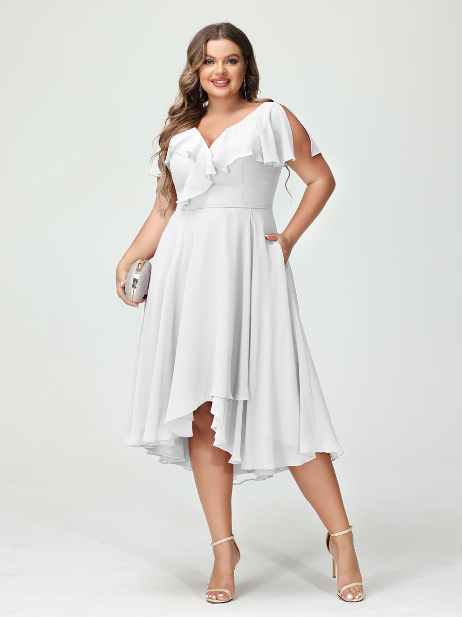 A-Linie/Prinzessin V-Ausschnitt Kurze Ärmel Chiffon Rüschen Hoch-Tief Übergröße Brautjungfernkleider mit Taschen