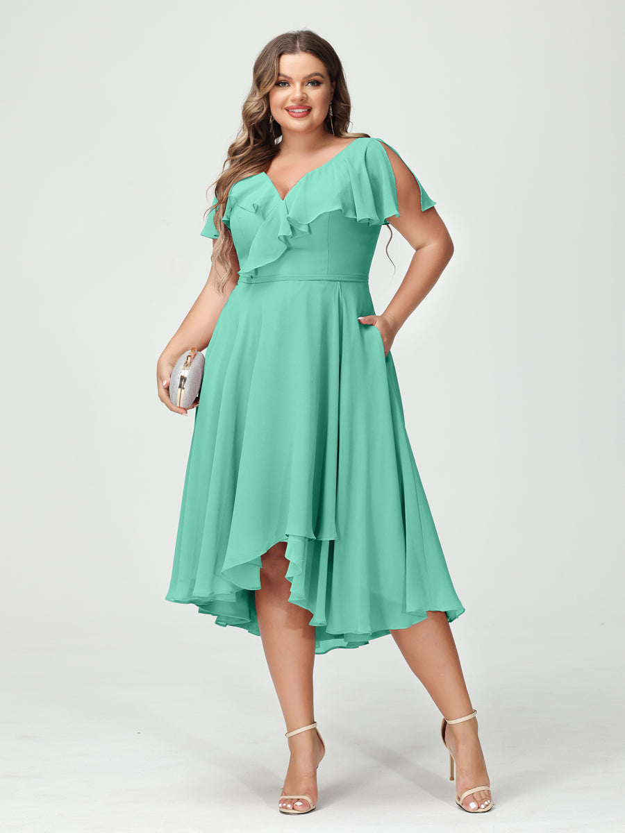 A-Linie/Prinzessin V-Ausschnitt Kurze Ärmel Chiffon Rüschen Hoch-Tief Übergröße Brautjungfernkleider mit Taschen