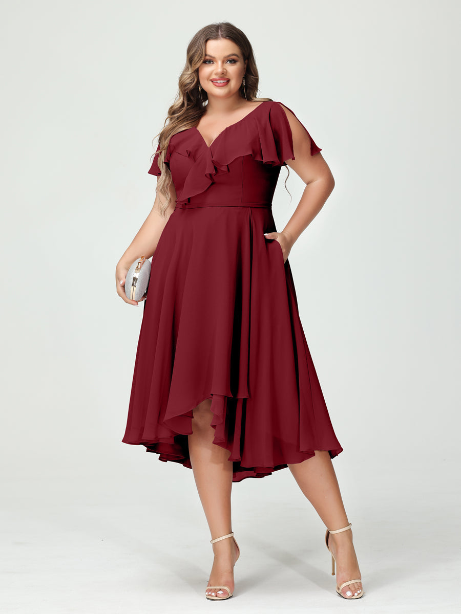 A-Linie/Prinzessin V-Ausschnitt Kurze Ärmel Chiffon Rüschen Hoch-Tief Übergröße Brautjungfernkleider mit Taschen