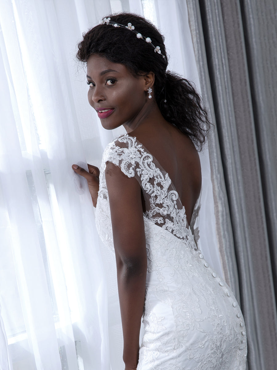 Ärmelloses Meerjungfrau-Brautkleid aus Tüll mit Transparentem Ausschnitt Und Applikationen