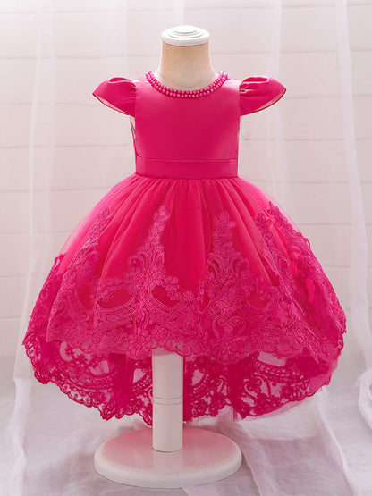 Ballkleid mit U-Ausschnitt und kurzen Ärmeln, Blumenmädchenkleider mit Applikationen und Perlen