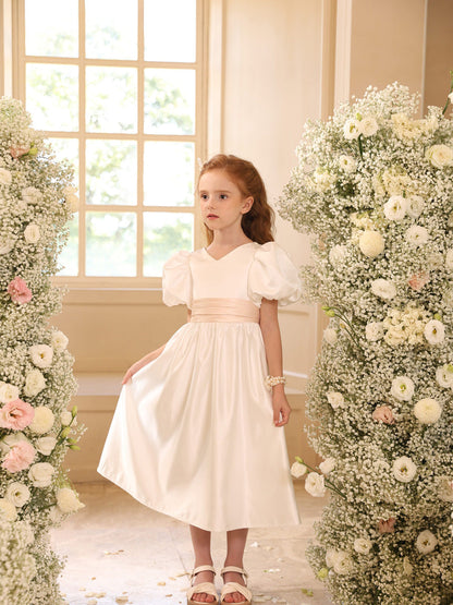 A-Linie/Princess-Linie V-Ausschnitt Puffärmel Blumenmädchenkleider mit Schärpe