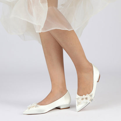 Damen Seidensatin mit Blume Geschlossene Zehen Flacher Absatz Partyschuhe