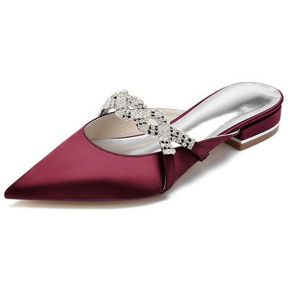 Damen Seidensatin mit geschlossener Spitze Flacher Absatz Strass Brautschuhe