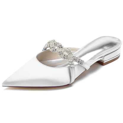 Damen Seidensatin mit geschlossener Spitze Flacher Absatz Strass Brautschuhe