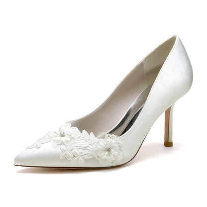 Damen Seidensatin mit Blume Geschlossene Zehe Stiletto-Absatz Brautschuhe